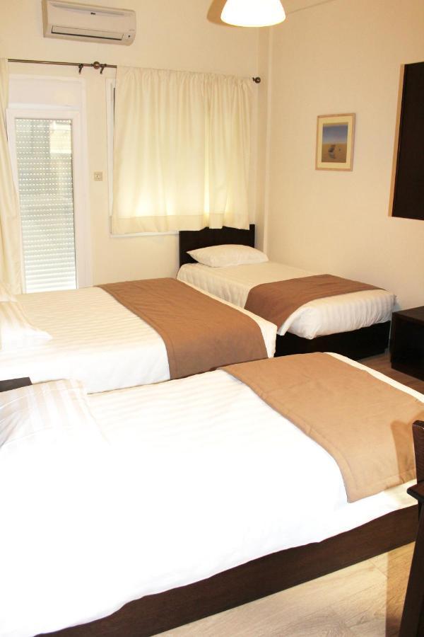 Rea Hotel Heraklion  Екстер'єр фото