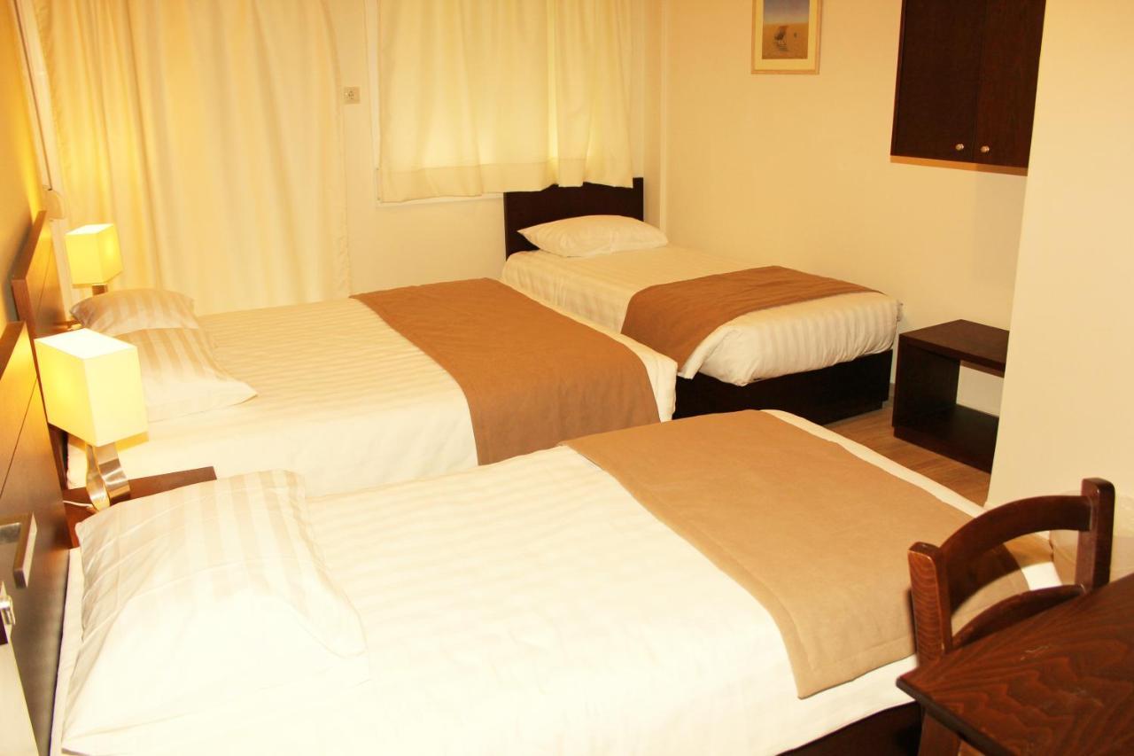 Rea Hotel Heraklion  Екстер'єр фото